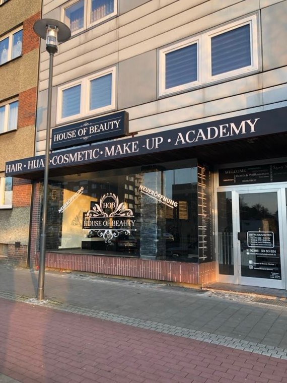 House of Beauty – Fassadenbeschriftung