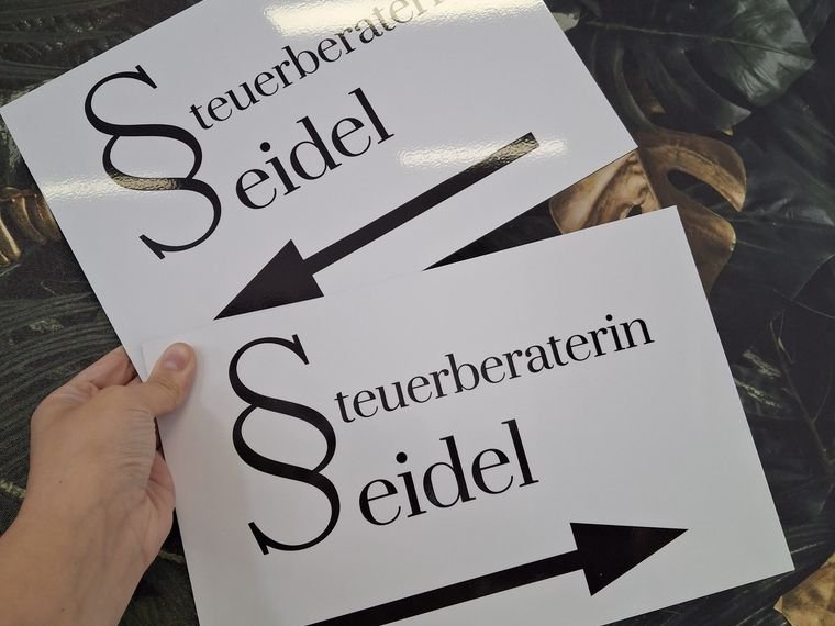 Steuerberaterin Seidel &ndash; Wegweiser-Schilder
